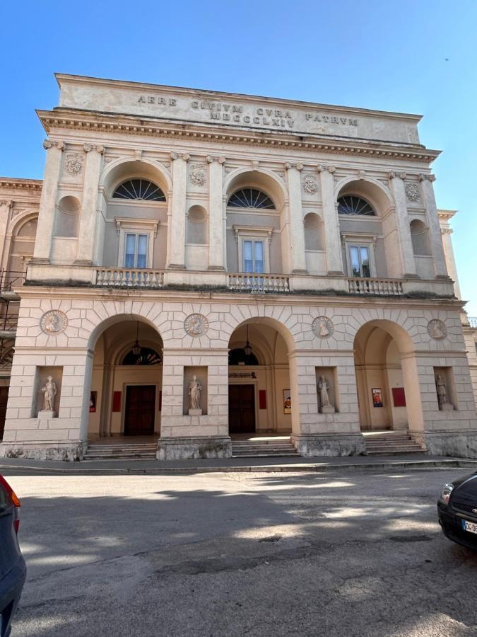 Vicoli E Arte Spoleto Lejlighed Eksteriør billede